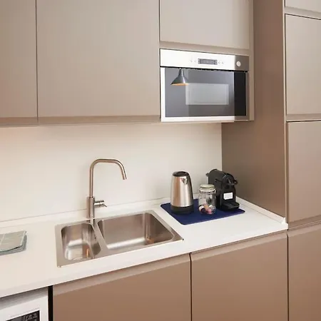 Moderno E Ampio Sul Naviglio Appartement