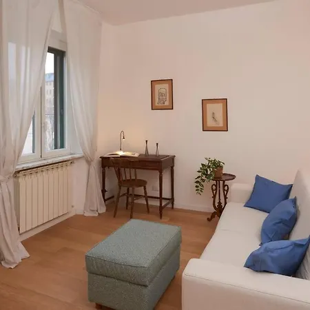 Moderno E Ampio Sul Naviglio Appartement Milaan